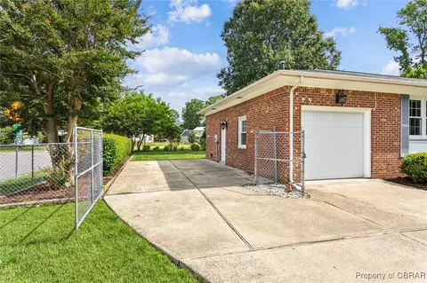 1 Beacon Cir, Hampton, VA 23664 photo 7
