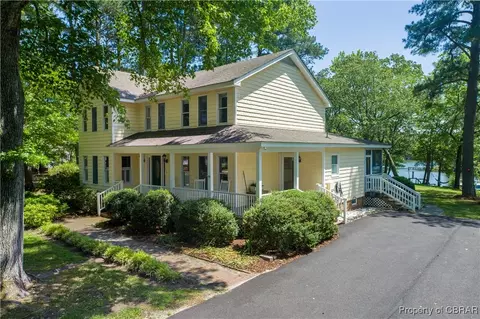 403 Moores Creek Dr, Deltaville, VA 23043