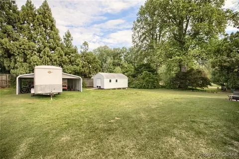 7486 Roaring Springs Rd, Gloucester, VA 23061 photo 4