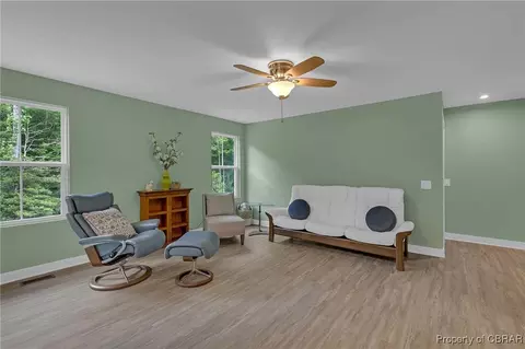 6945 Healy Ave, Gloucester, VA 23061 photo 11