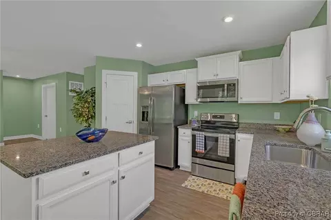 6945 Healy Ave, Gloucester, VA 23061 photo 21