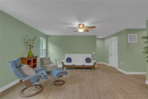 6945 Healy Ave, Gloucester, VA 23061 photo 12
