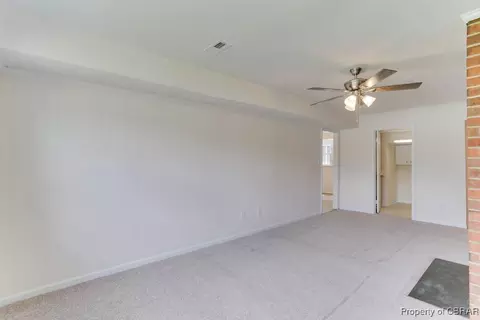205 Captains Ct, Hampton, VA 23669 photo 18