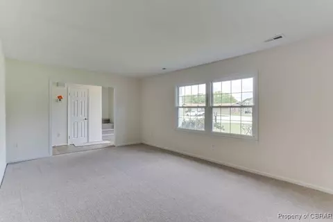 205 Captains Ct, Hampton, VA 23669 photo 10