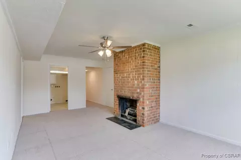 205 Captains Ct, Hampton, VA 23669 photo 17
