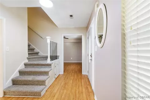 7165 Brendan Ct, Gloucester, VA 23061 photo 6