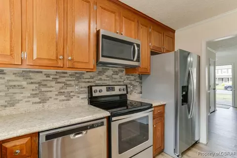 165 Fairmont Dr, Hampton, VA 23666 photo 18