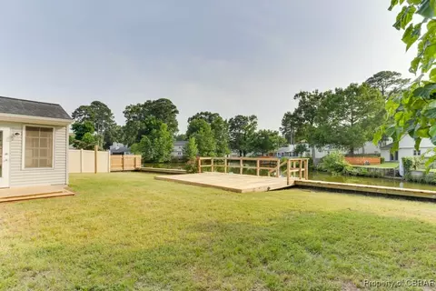 165 Fairmont Dr, Hampton, VA 23666 photo 33
