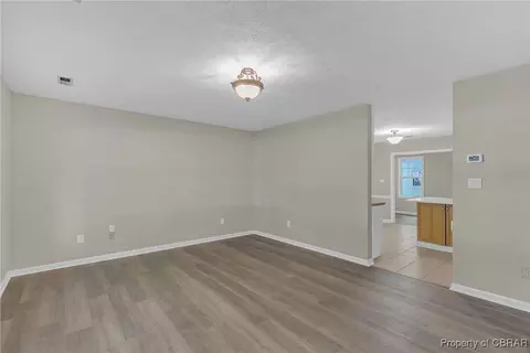 3948 Beechwood Ln, Gloucester, VA 23061 photo 4