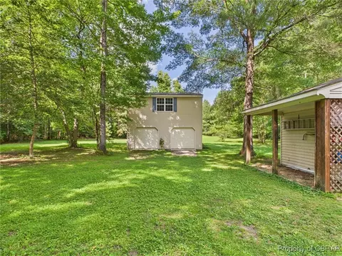 7635 Springfield Trace Ln, Gloucester, VA 23061 photo 3