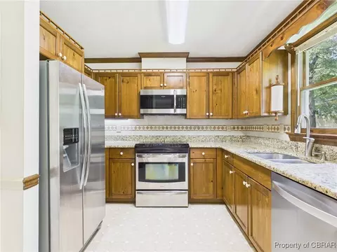 7635 Springfield Trace Ln, Gloucester, VA 23061 photo 17
