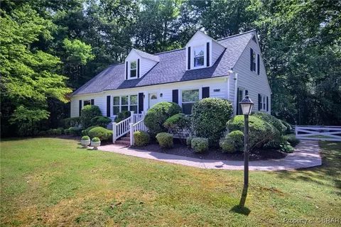 8579 Farys Mill Rd, Gloucester, VA 23061