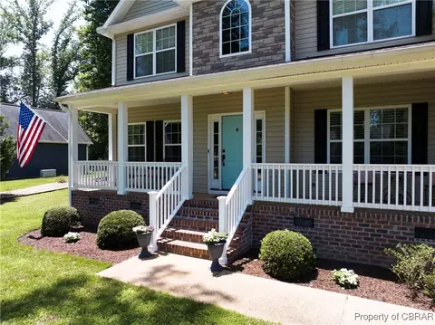 8484 Patrick Henry Way, Gloucester, VA 23061 photo 8