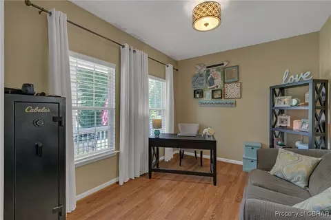 8484 Patrick Henry Way, Gloucester, VA 23061 photo 11
