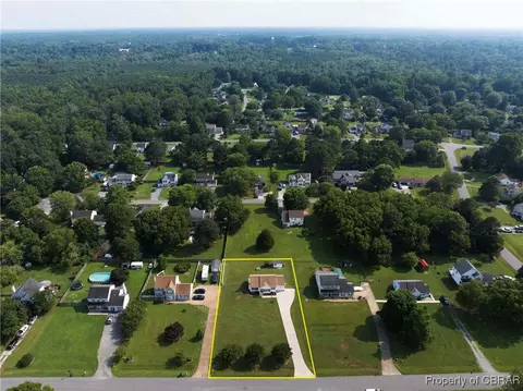 6766 Magnolia Dr, Gloucester, VA 23061 photo 3