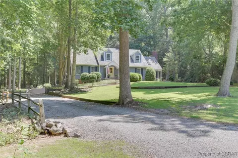 1503 Laurel Point Rd, Lancaster, VA 22503