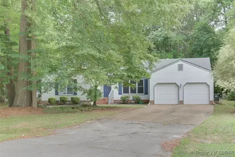 108 Freemans Trce, Yorktown, VA 23693