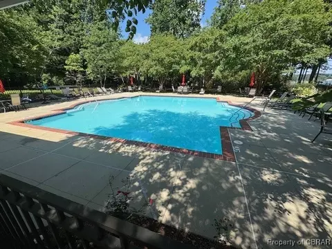 27 E West Pkwy, Gloucester, VA 23061 photo 4