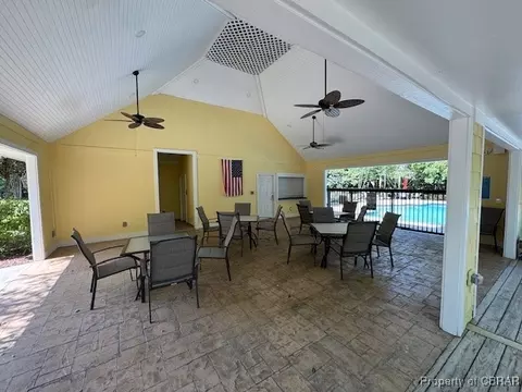 27 E West Pkwy, Gloucester, VA 23061 photo 3