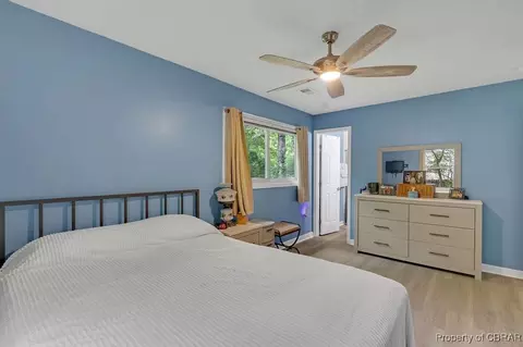10424 Indian Rd, Gloucester, VA 23061 photo 13
