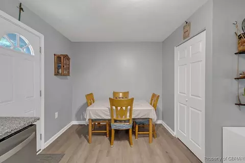 10424 Indian Rd, Gloucester, VA 23061 photo 8