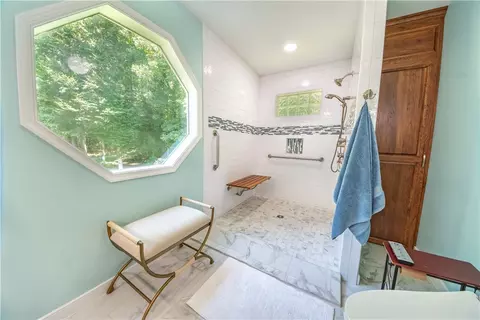 8218 Hell Neck Rd, Gloucester, VA 23061 photo 36