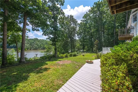 8218 Hell Neck Rd, Gloucester, VA 23061 photo 44