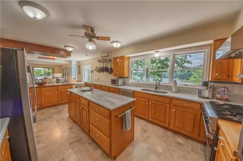 8218 Hell Neck Rd, Gloucester, VA 23061 photo 21