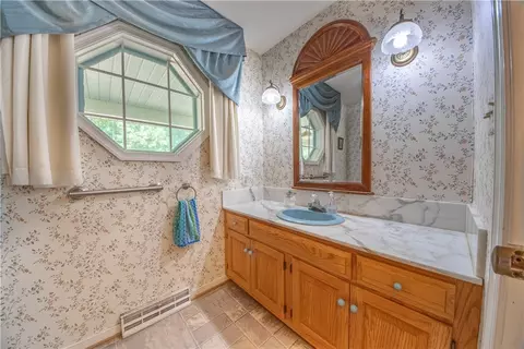 8218 Hell Neck Rd, Gloucester, VA 23061 photo 28