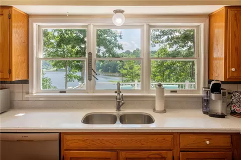 8218 Hell Neck Rd, Gloucester, VA 23061 photo 22