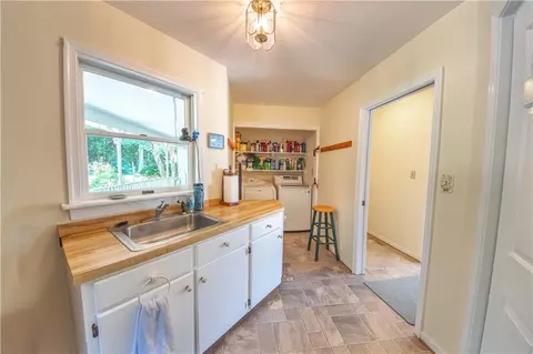 8218 Hell Neck Rd, Gloucester, VA 23061 photo 29