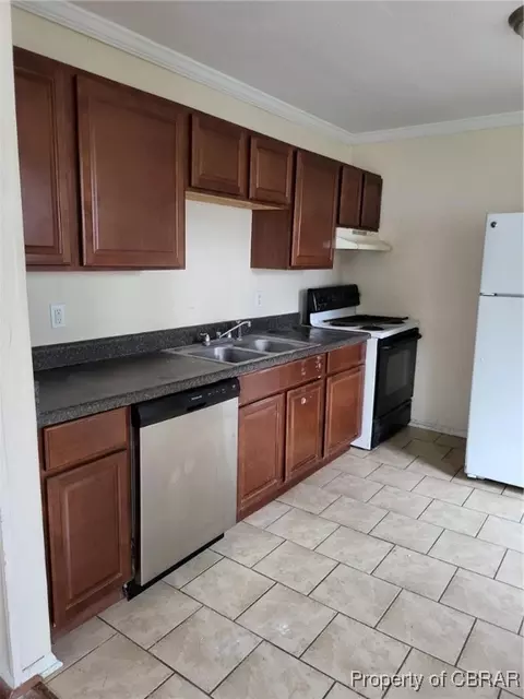 527 Price St, Hampton, VA 23663 photo 9