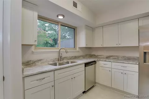 164 Lake One Dr, Hampton, VA 23666 photo 17