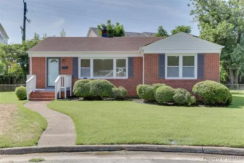 6 Linda Cir, Hampton, VA 23666 photo 2
