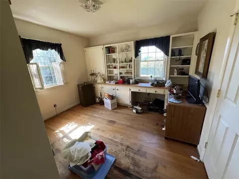 Bedroom - 366 General Puller Hwy, Saluda, VA 23149 photo 3 of 3