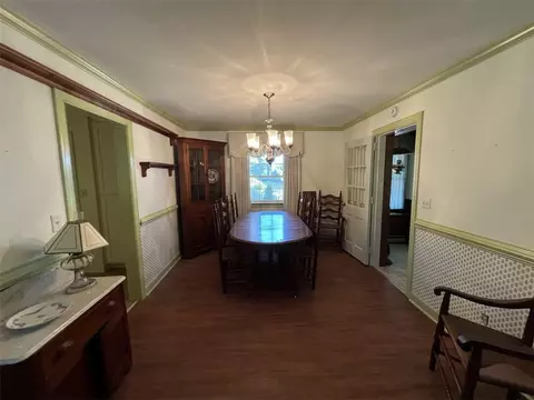 Dining - 366 General Puller Hwy, Saluda, VA 23149 photo 1 of 1