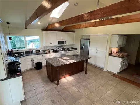 Kitchen - 366 General Puller Hwy, Saluda, VA 23149 photo 2 of 2