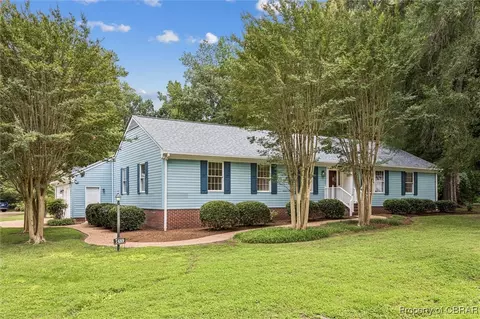 7489 Corr St, Gloucester, VA 23061 photo 4