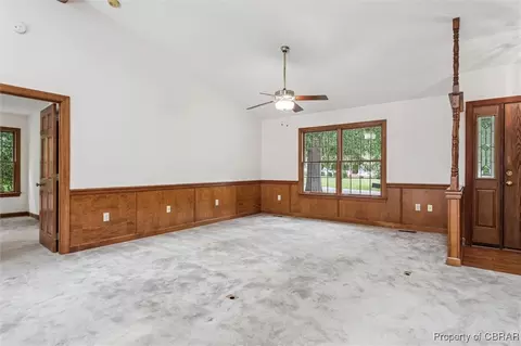 7489 Corr St, Gloucester, VA 23061 photo 16