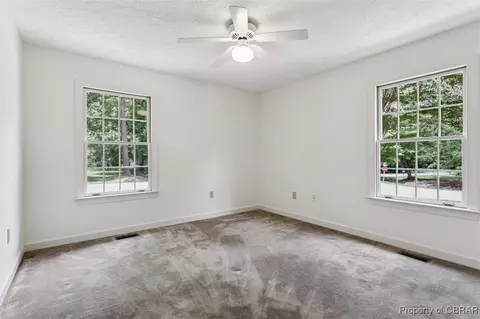 7489 Corr St, Gloucester, VA 23061 photo 31