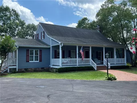 196 Kilmer Dr, Urbanna, VA 23175