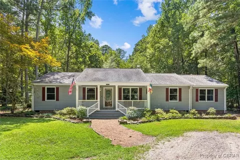 11172 Eventide Ln, Gloucester, VA 23061