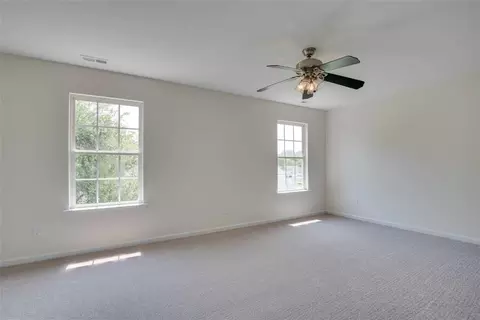 2 Hampshire Dr, Hampton, VA 23669 photo 22