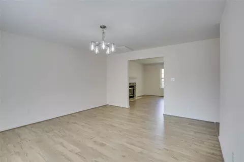 2 Hampshire Dr, Hampton, VA 23669 photo 13