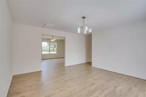 2 Hampshire Dr, Hampton, VA 23669 photo 12