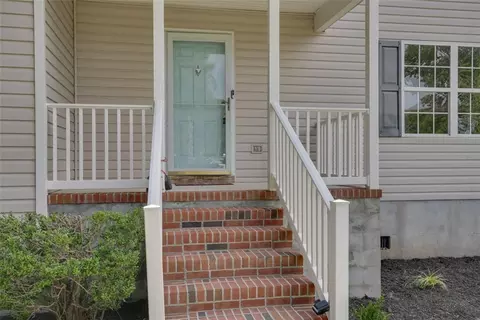 2 Hampshire Dr, Hampton, VA 23669 photo 5