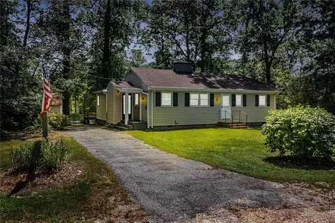 218 Pond Rd, Lancaster, VA 22503