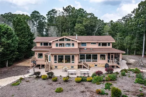 560 Foxfield Ln, Lancaster, VA 22503