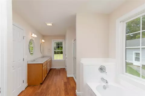 9477 Runninghorse Ln, Gloucester, VA 23061 photo 13
