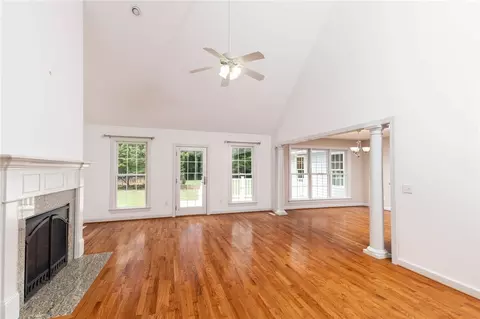 9477 Runninghorse Ln, Gloucester, VA 23061 photo 7